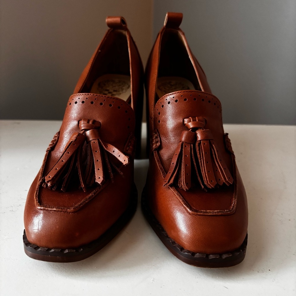 Vince Camuto Chelivia Leather Penny Loafer in Cognac, Block Heel, Tassel Size 6 - Picture 7 of 7